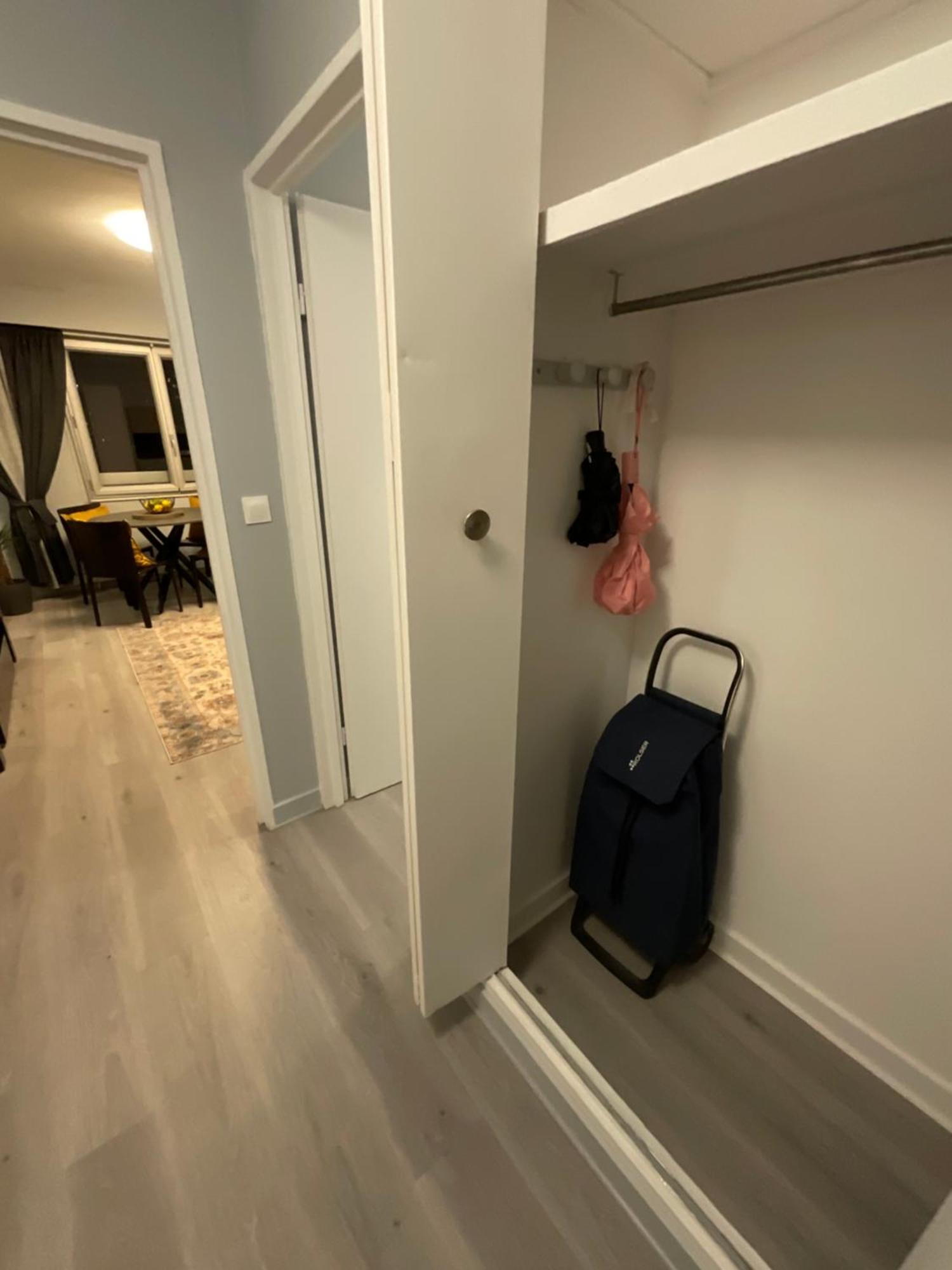 Apartment Chic Parisian Sacre Coeur Views *